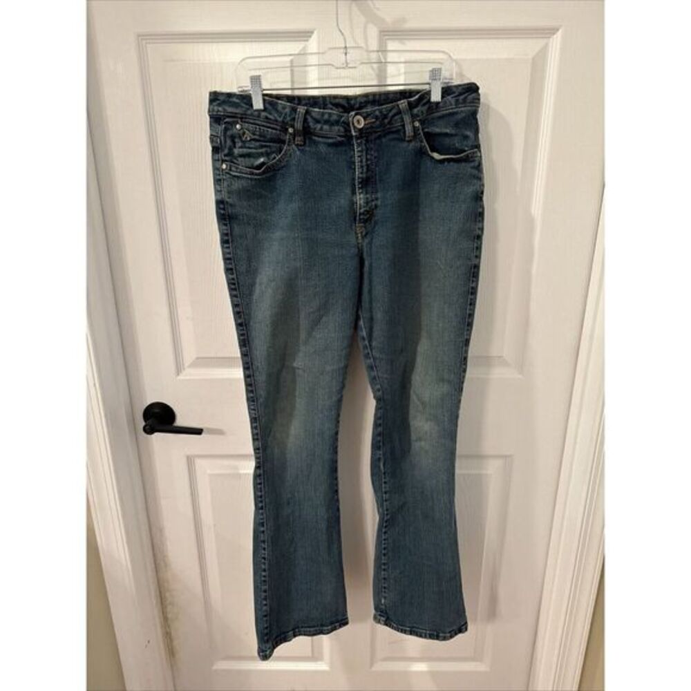 Aura Jeans Women's Blue Boot‎ Cut size 36 X 31.5 Distressed embroidered pockets